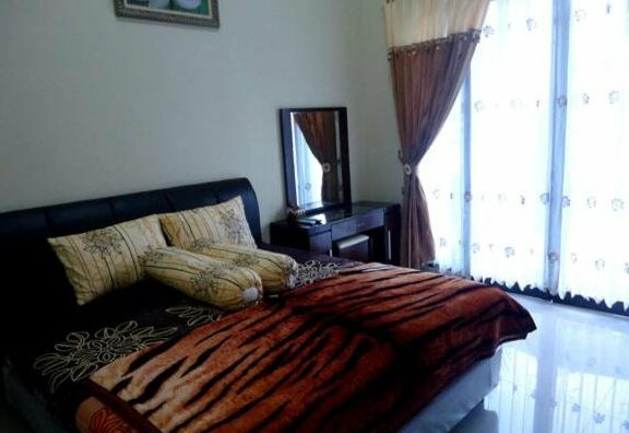 Villa Arista Batu East Java - Photo2