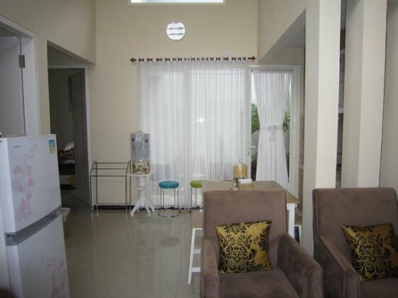 Villa Matahari Batu - Photo3
