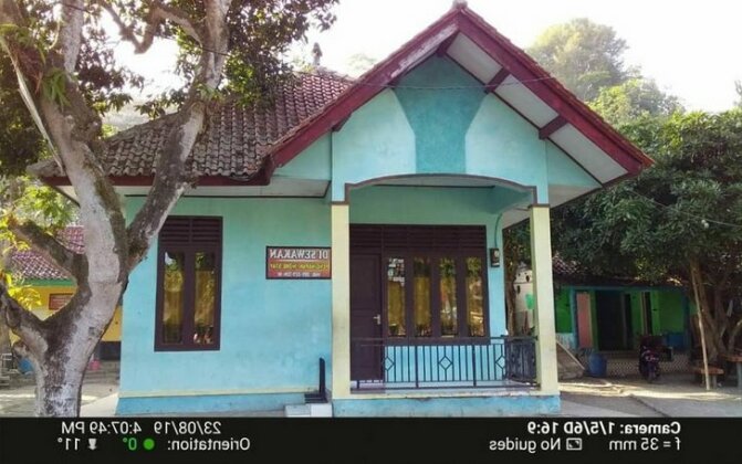 Anik Homestay Batukaras