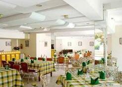 Resort Prima Baturraden - Photo2