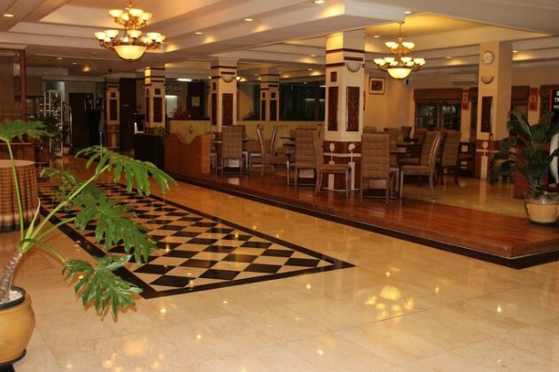 Citra Inn Hotel - Photo4