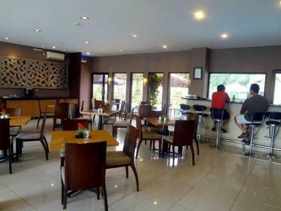 Metro Hotel Jababeka - Photo3