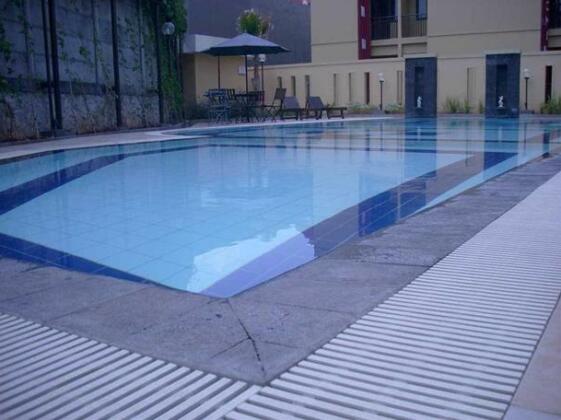 Metro Hotel Jababeka - Photo4