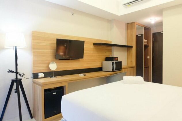 Modern and Comfy Studio @ Mustika Golf Apartment By Travelio - Photo5