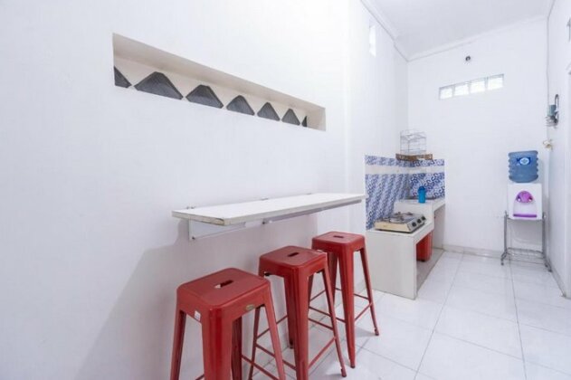 Oyo 2863 Rumah Q - Photo5