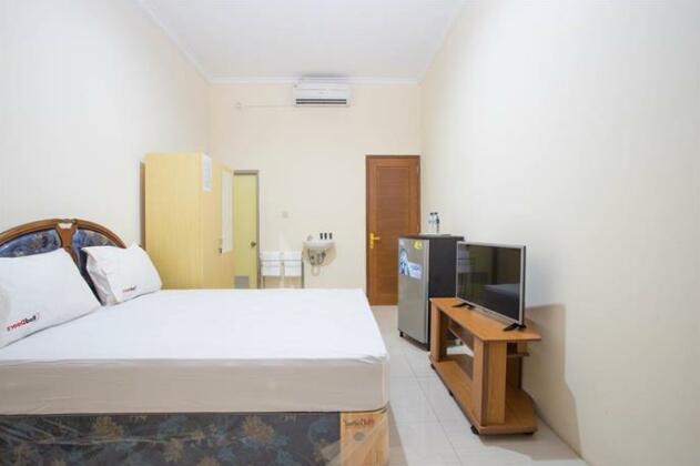 RedDoorz @ Bekasi Timur - Photo5