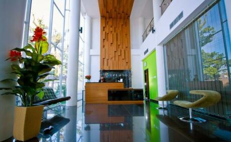 Splash Hotel