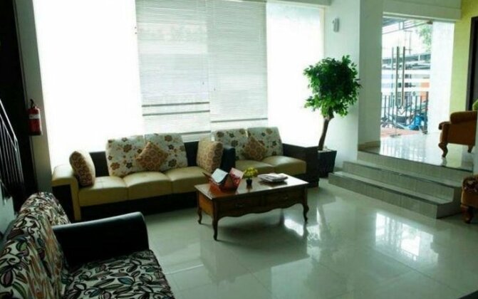 Hotel Summer Bitung - Photo2