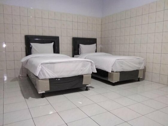 Phoenix Hotel Bitung - Photo5