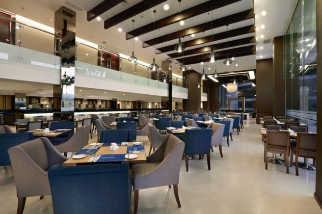 Aston Sentul Lake Resort & Conference Center - Photo3