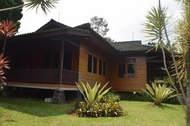 Bogor Tenjolaya Park - Photo3