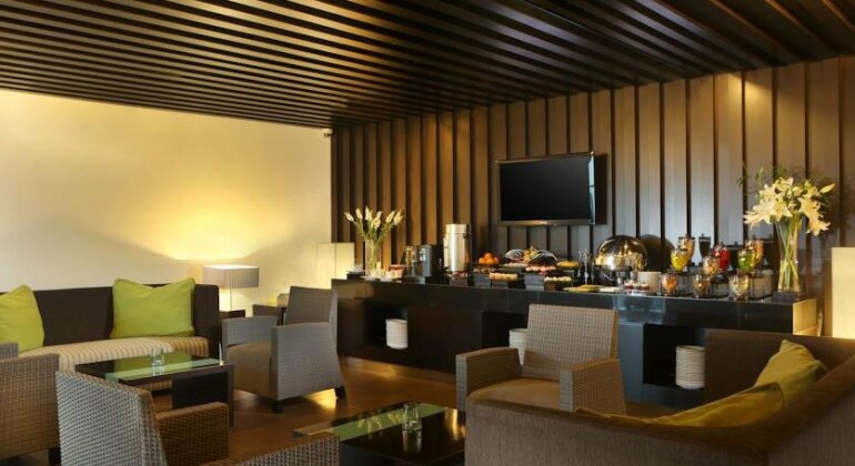 Hotel Santika Bogor - Photo3