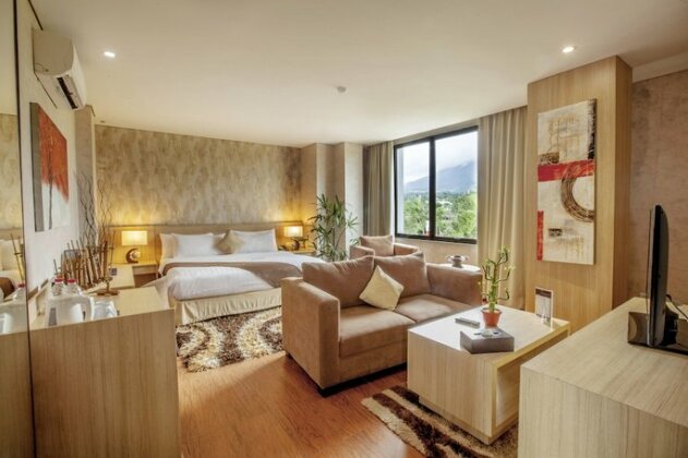 Padjadjaran Suites Resort and Convention Hotel - Photo2