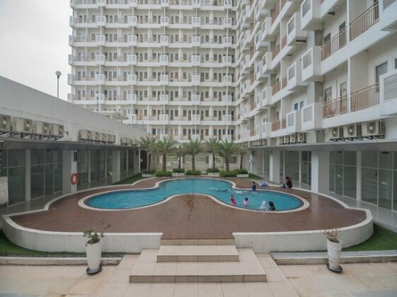 RedDoorz Apartment @ Sentul Tower