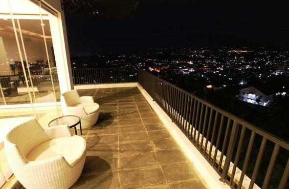 Royal Hotel Bogor - Photo2