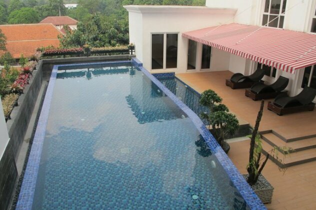 The Sahira Hotel - Photo3