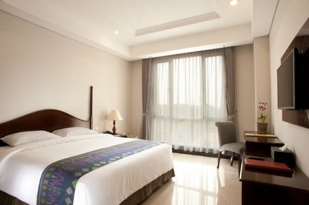 The Sahira Hotel - Photo5