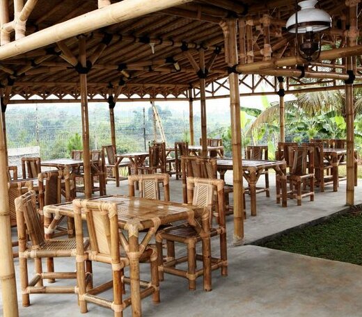 Villa Bukit Pelangi Sentul - Photo5