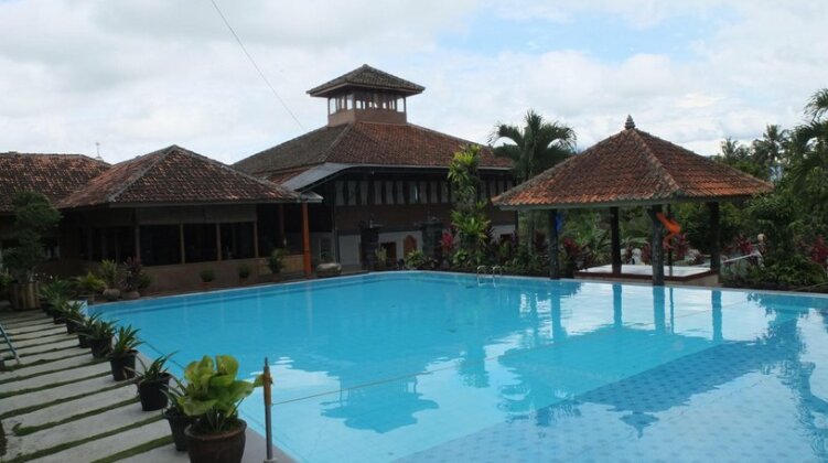 Villa Pendopo Aryadhamar