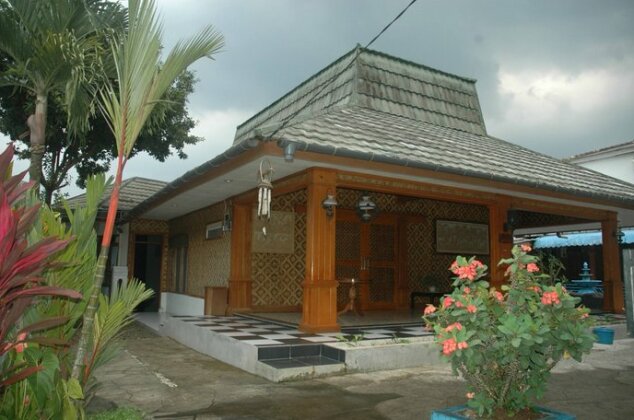 Villa Pendopo Aryadhamar - Photo3