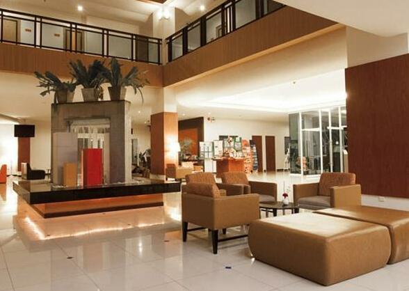 Villa Prima Bambu Hotel - Photo4