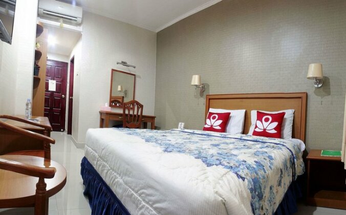 ZEN Rooms Basic Sawojajar - Photo3