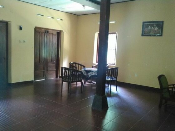 Griya Sipeng Punokawan - Photo2