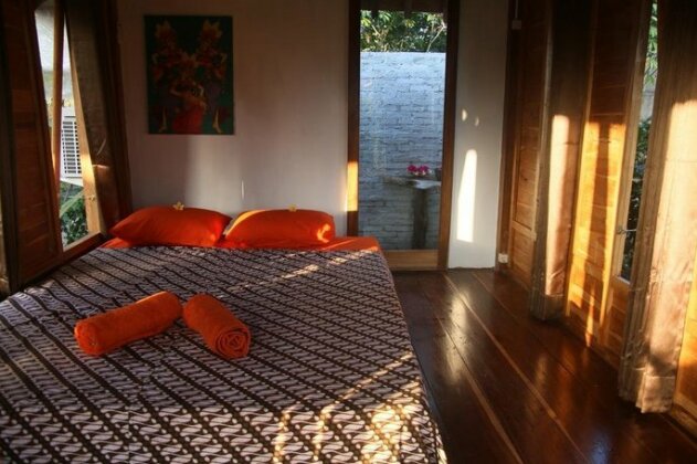 Janur Bungalow - Photo4