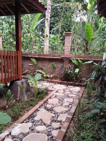 Lingkar Homestay - Photo2