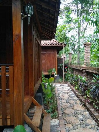 Lingkar Homestay - Photo4