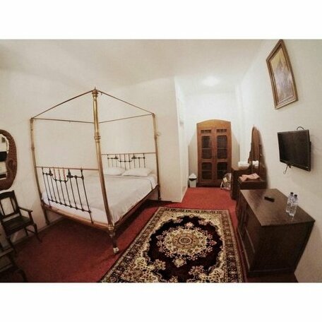 Amali Gallery Hotel - Photo4