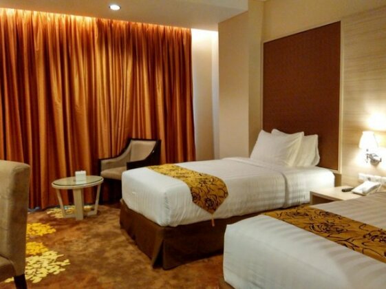 Grand Royal Denai Hotel - Photo5