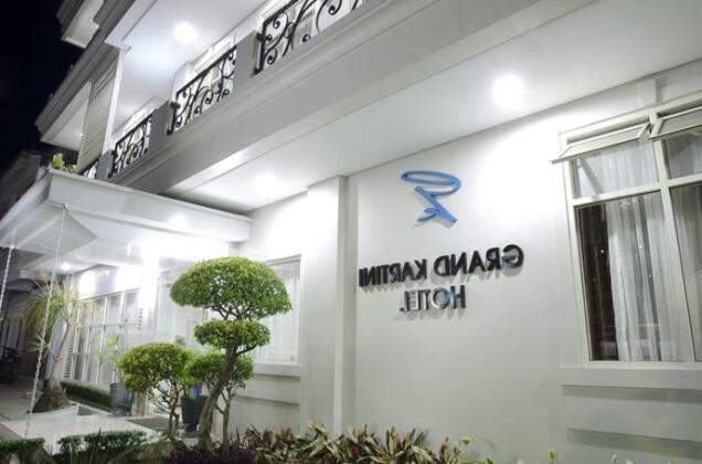Hotel Grand Kartini - Photo2