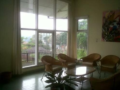 Hotel Sumatera - Photo2