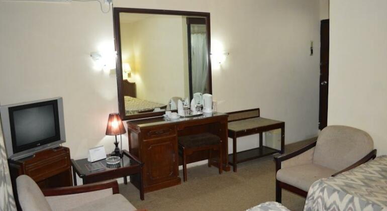 Lima's Hotel - Photo3