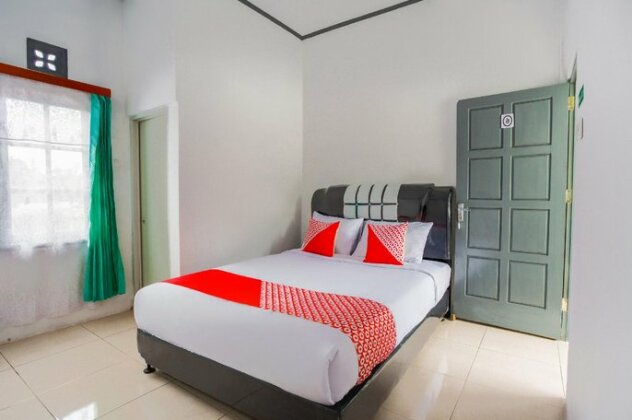 OYO 2903 Putri Residence Syariah - Photo2