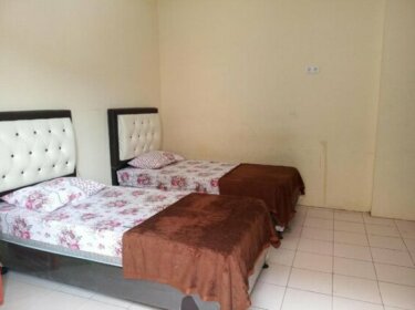 OYO 3412 Penginapan Banto Grass Inn