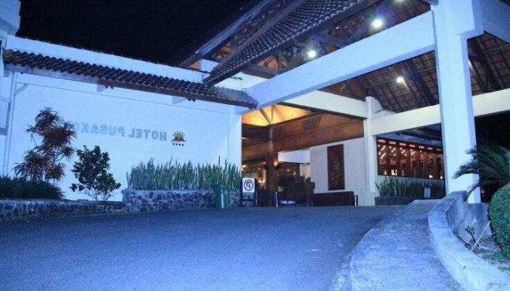 Pusako Hotel Bukittinggi - Photo3
