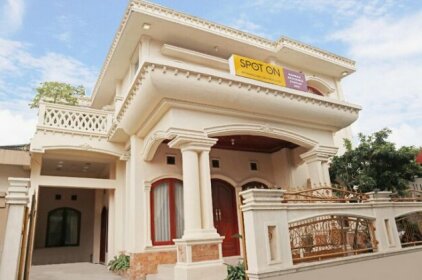 SPOT ON 2897 Rahmah Residence Syariah