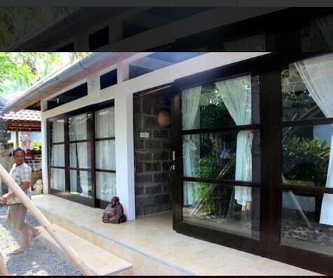 Traditional 4 Bedroom Homestay Tabanan - Photo3