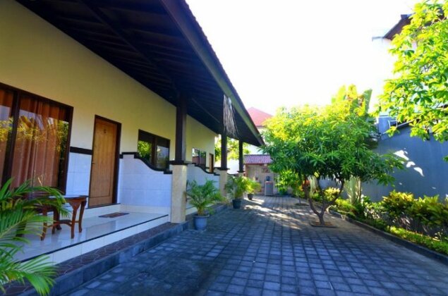 Arik Homestay Canggu - Photo3