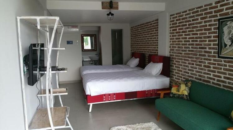 Base Guest House - Photo5