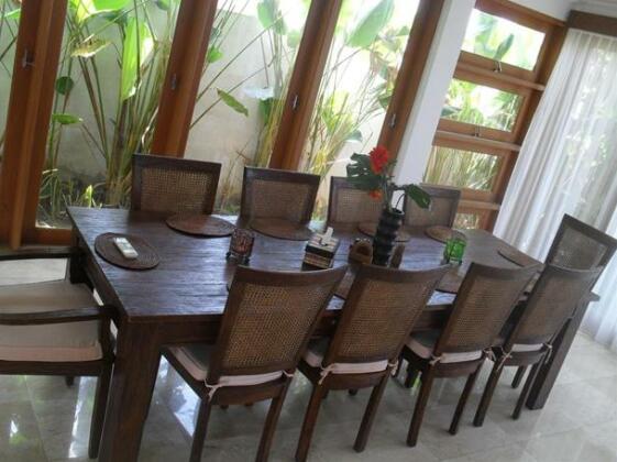 Coconuts Guesthouse Canggu - Photo5