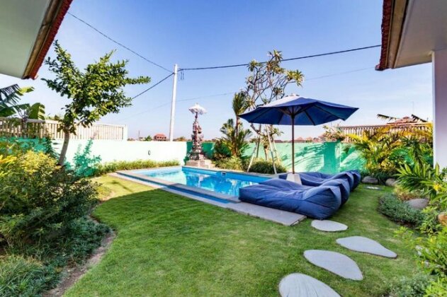 D'Carik Surf & Stay Batu Bolong - Photo2