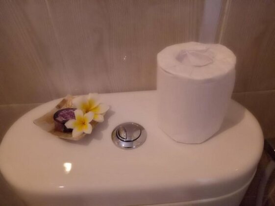 Double'D Guest House - Photo2