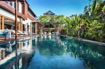 Ombak Villa Cemagi - Photo4