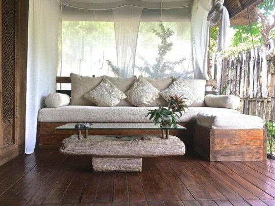 Secret Cabana - Photo2