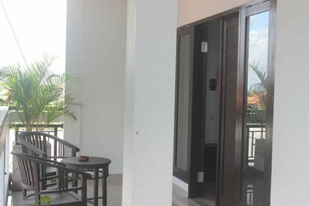 Silvy Guesthouse - Photo2