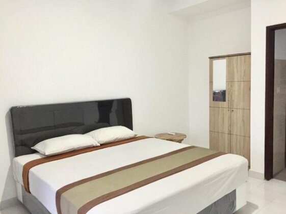 Taman Ratih Guest House - Photo2