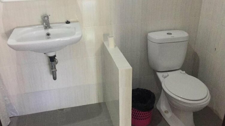 Taman Ratih Guest House - Photo5